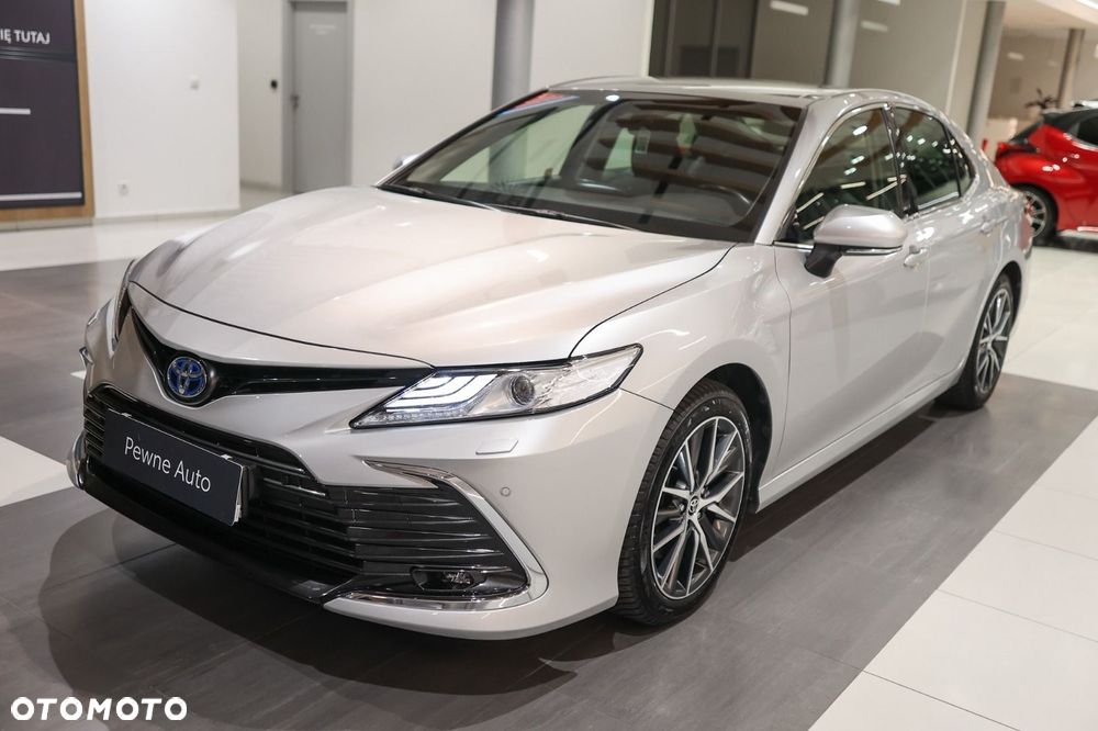 Toyota Camry - 9