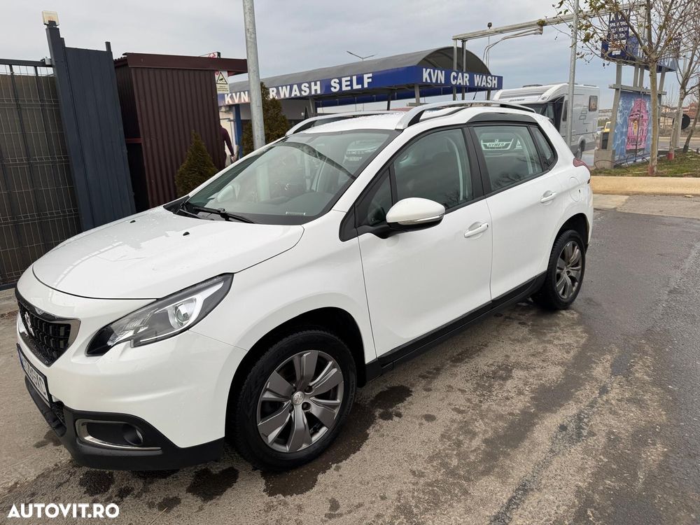 Peugeot 2008 1.2 PureTech Turbo EAT6 S&S Allure - 4