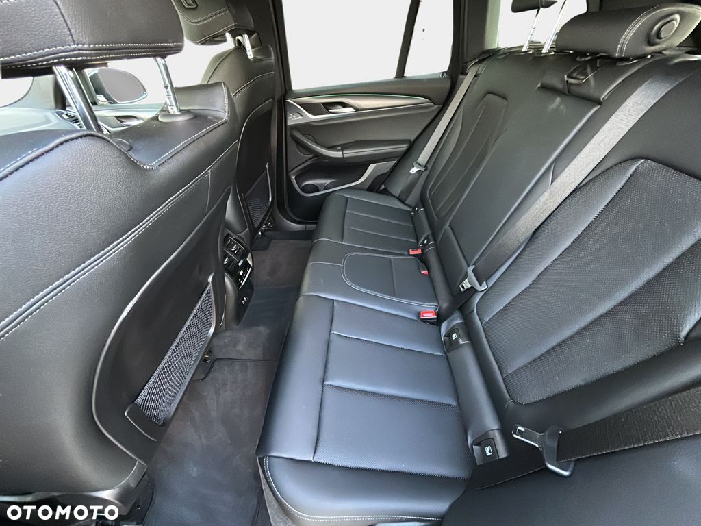 BMW X3 ver-xdrive30e-sport - 12