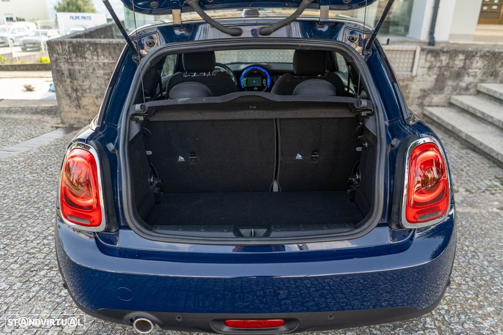 MINI 3 Portas Cooper D Auto - 41