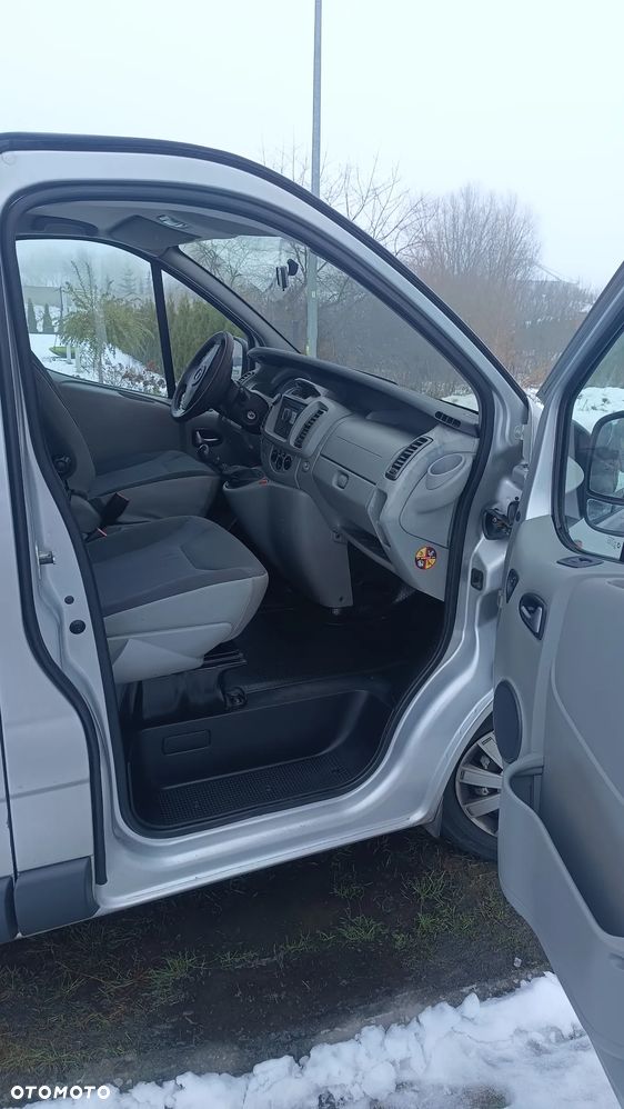 Opel Vivaro - 6