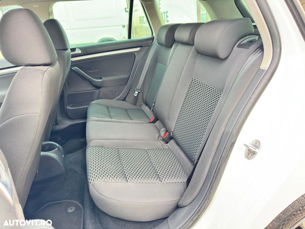 Volkswagen Golf 1.2 TSI MATCH - 7