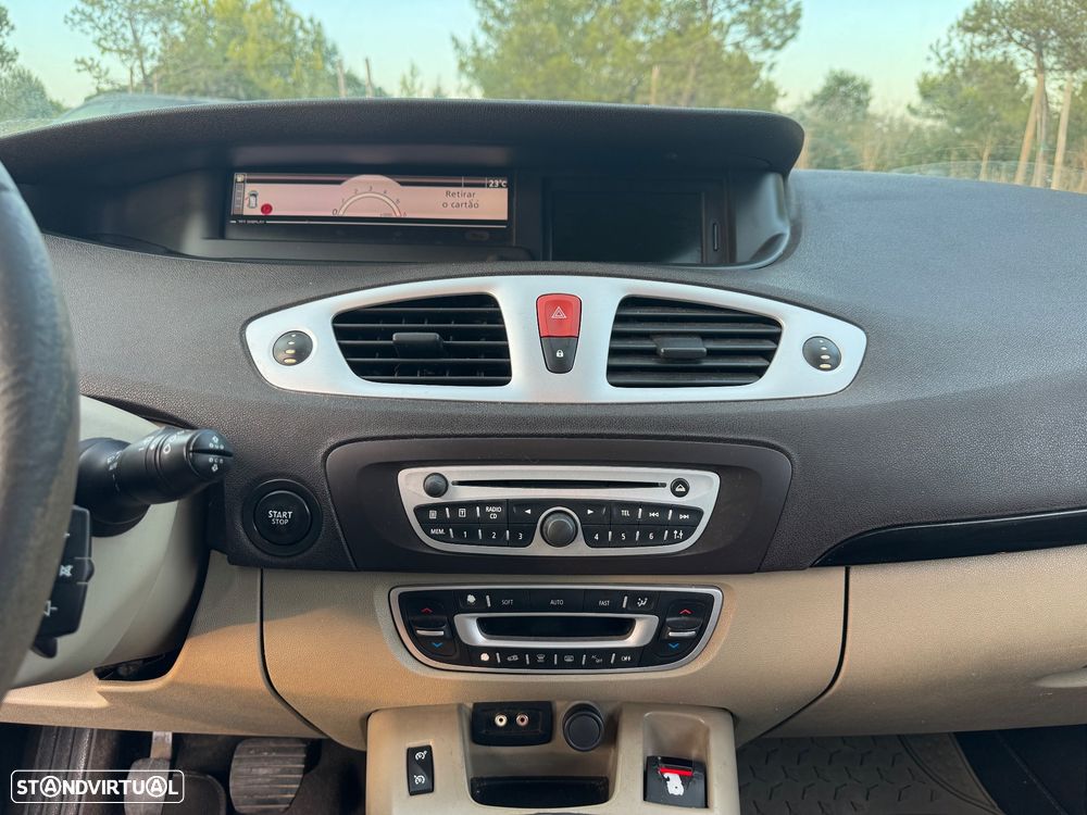 Renault Grand Scénic 1.5 dCi Luxe 7L - 9