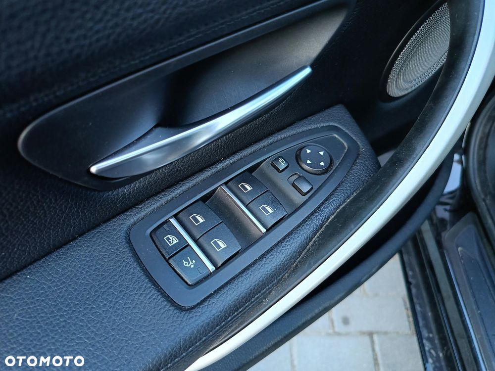 BMW 3GT 318d Business Edition - 14