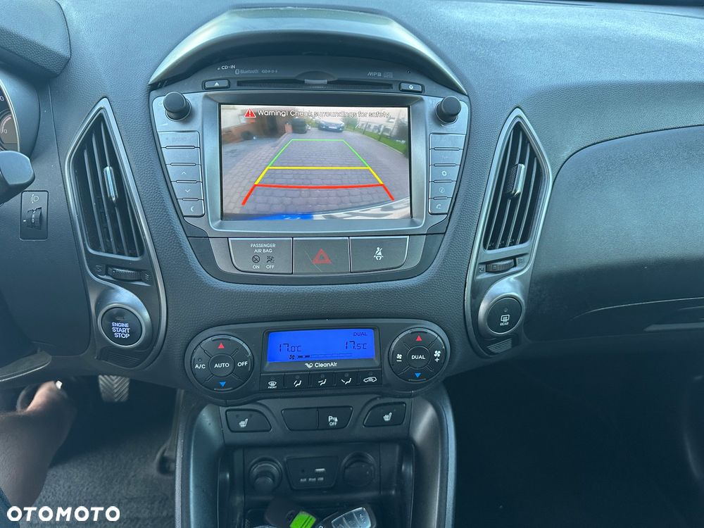 Hyundai ix35 2.0 CRDi 4WD Premium - 16
