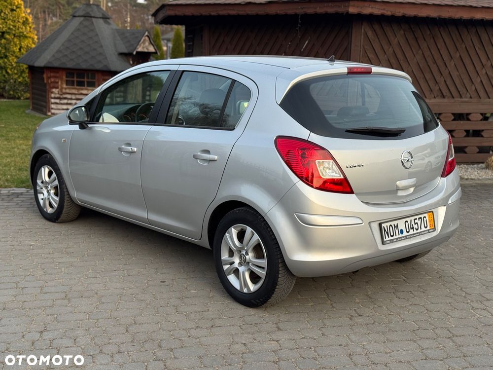 Opel Corsa - 8