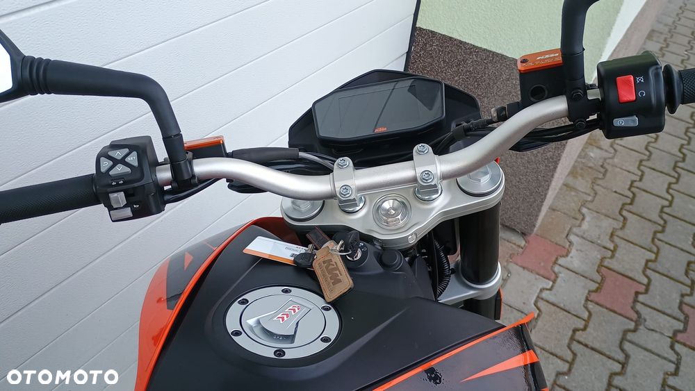 KTM Duke - 23