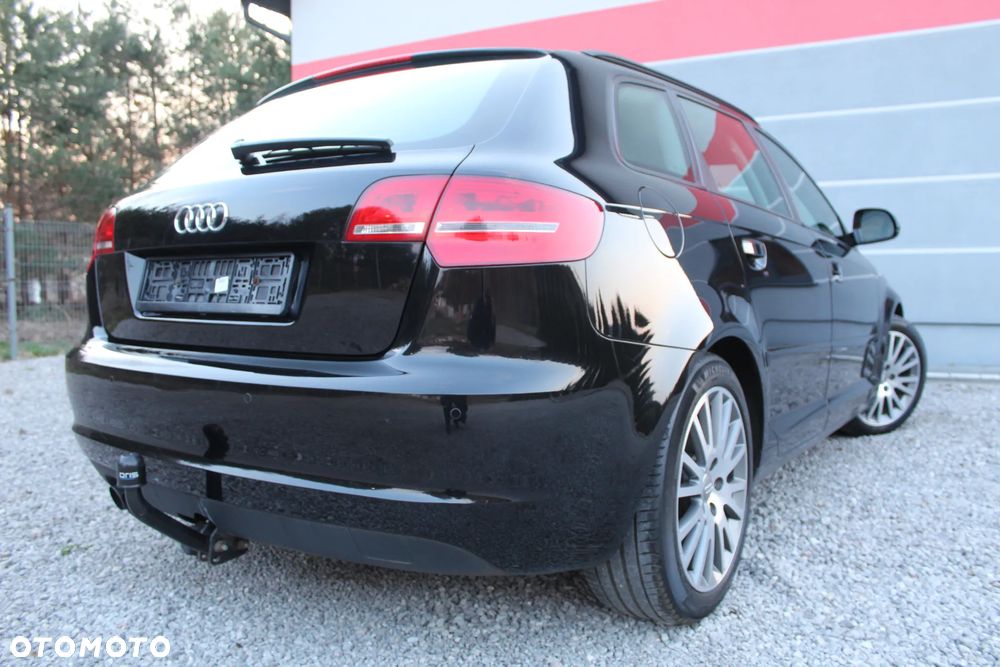 Audi A3 Sportback - 3