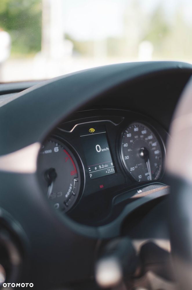 Audi S3 S tronic - 10