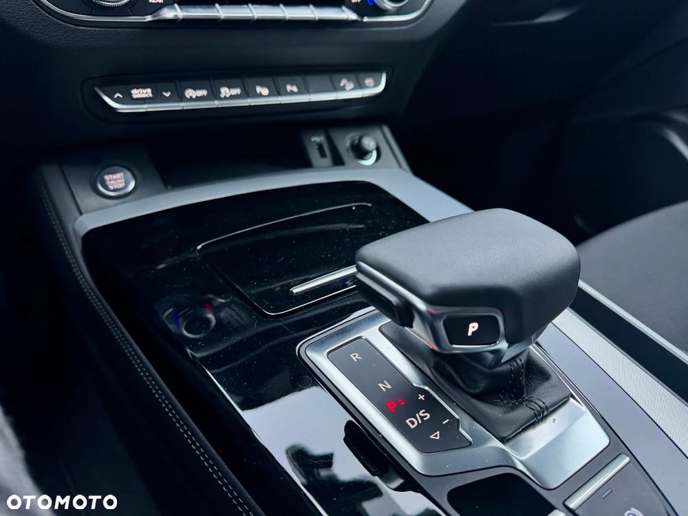 Audi Q5 40 TFSI mHEV Quattro S Line S tronic - 19