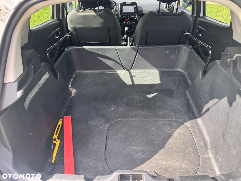 Renault Clio - 7