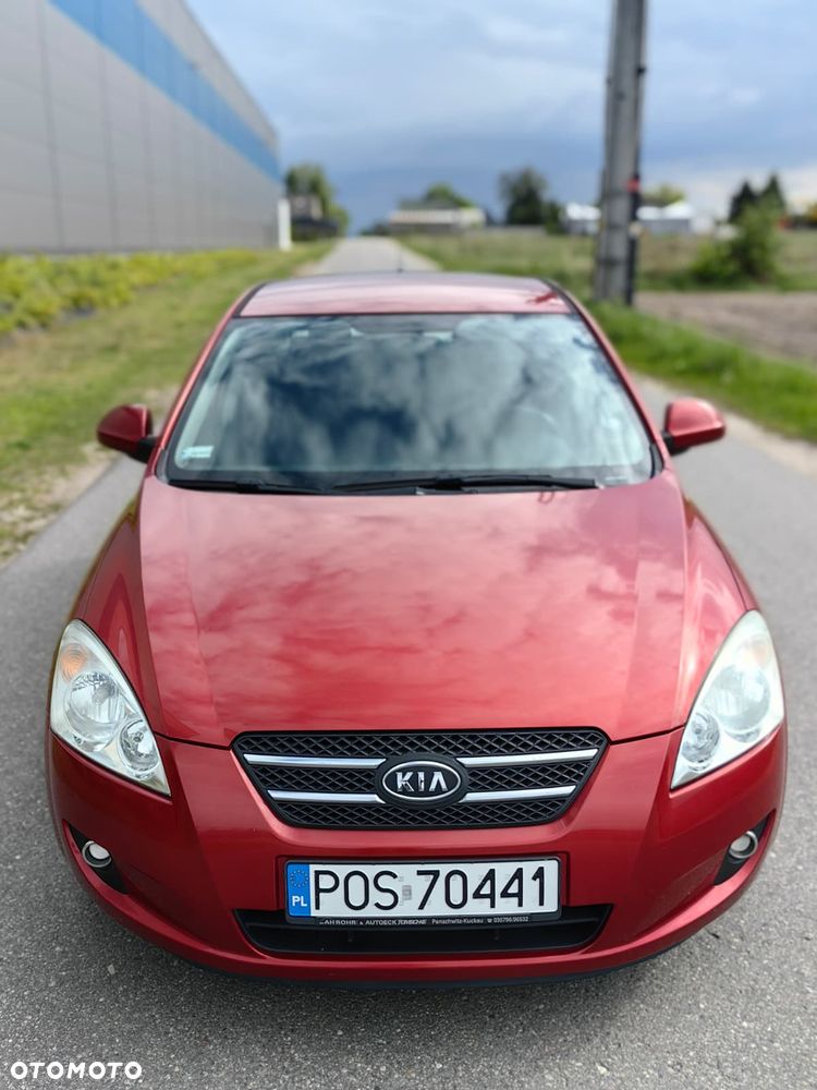 Kia Ceed 1.6 Comfort - 11
