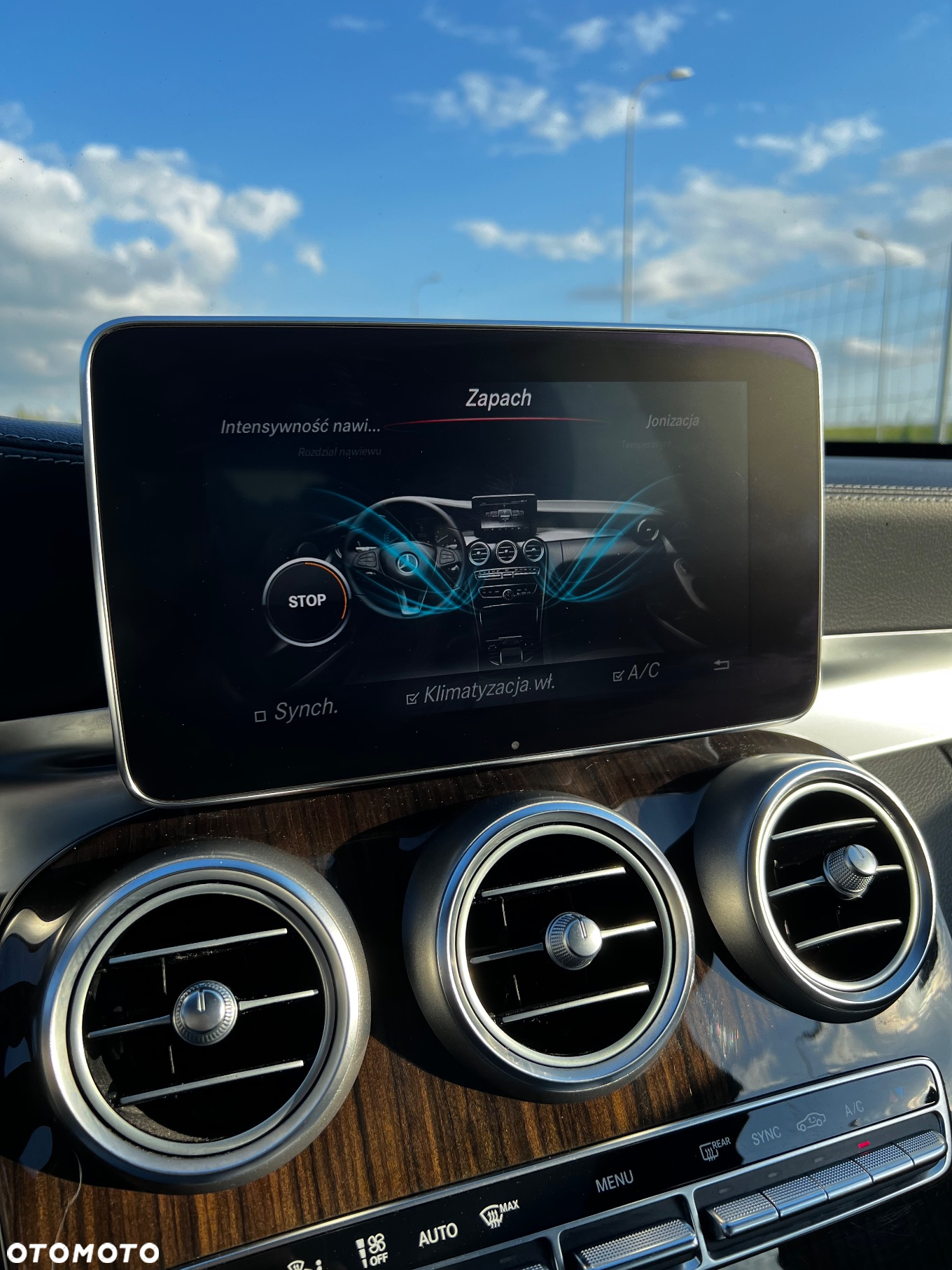 Mercedes-Benz Klasa C AMG 43 4Matic T 9G-TRONIC - 35