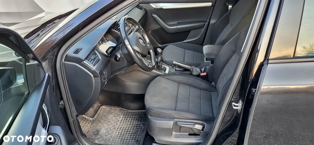 Skoda Octavia 1.6 TDI DPF Active - 17