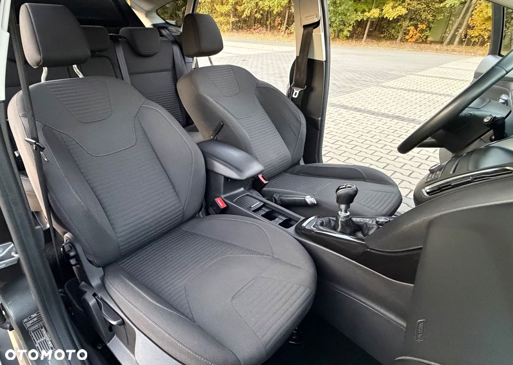 Ford Focus 1.5 EcoBoost STart-Stopp-System TITANIUM - 24