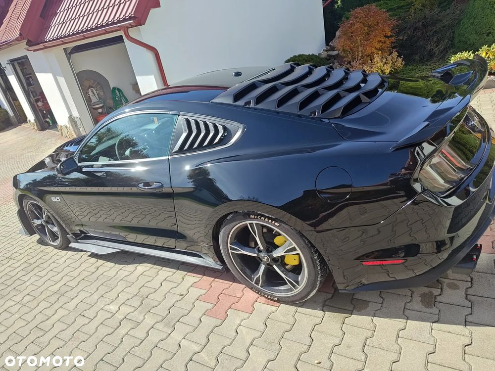 Ford Mustang 5.0 V8 GT - 26