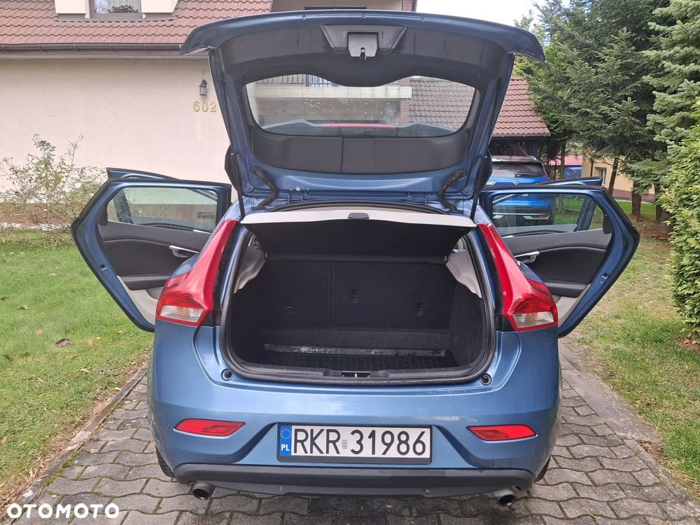 Volvo V40 - 14