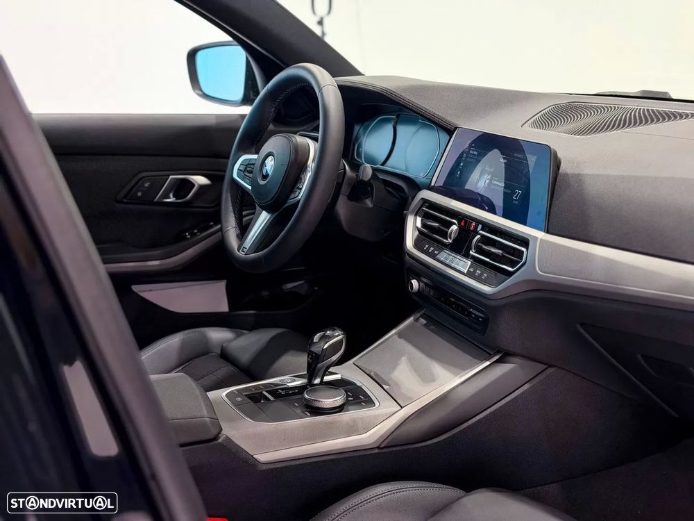 BMW 320 d Pack M Auto - 13