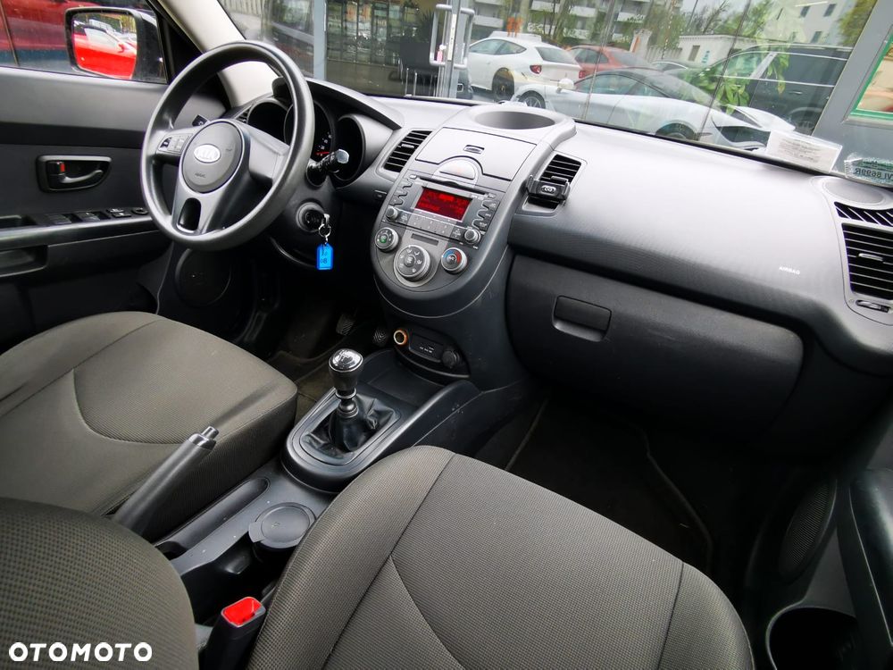 Kia Soul 1.6 L - 5