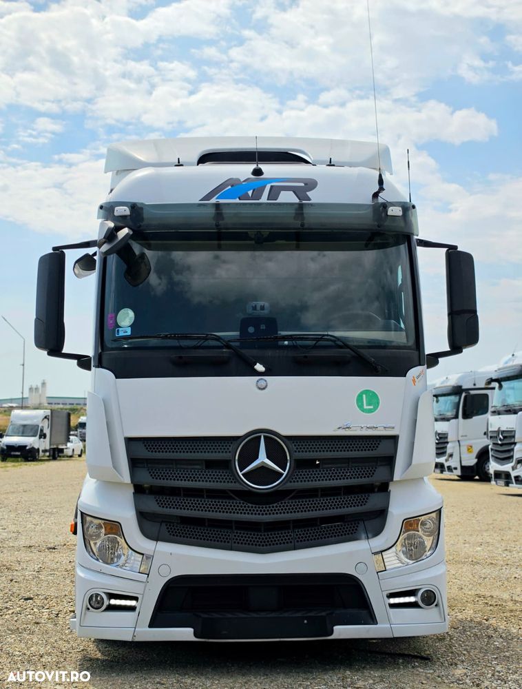 Mercedes-Benz ACTROS MP4 - 2