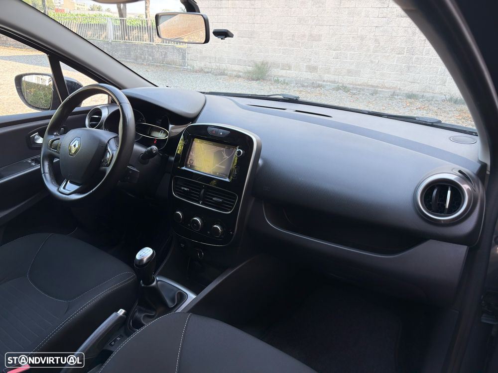 Renault Clio Sport Tourer 0.9 TCe Limited Edition - 28