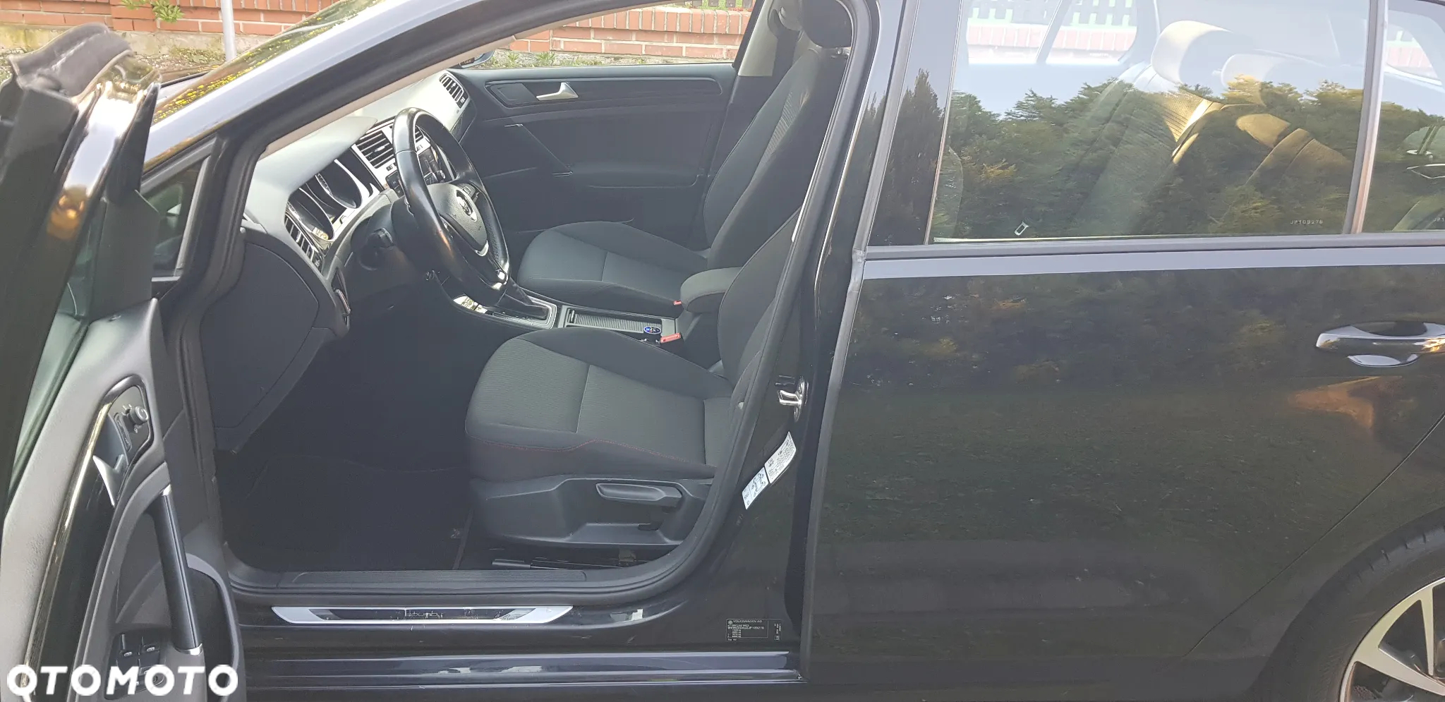 Volkswagen Golf 2.0 TDI DSG Sound - 19