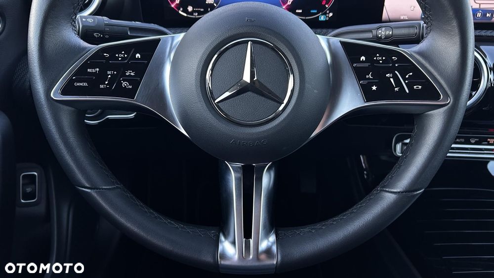 Mercedes-Benz CLA - 15