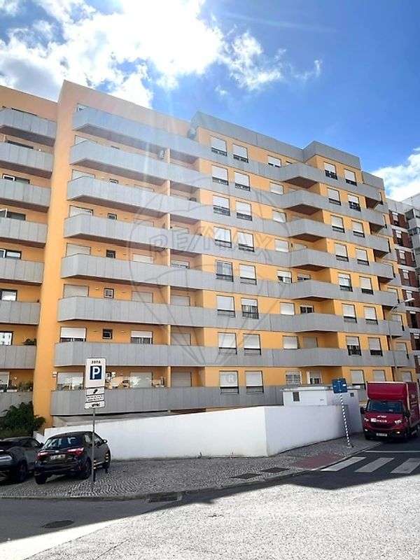 Apartamento T2 para arrendamento - Grande imagem: 2/14