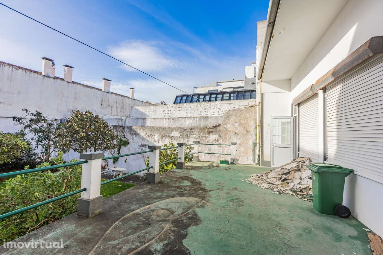 Apartamento T2  - Centro de Ponta Delgada - Grande imagem: 5/12