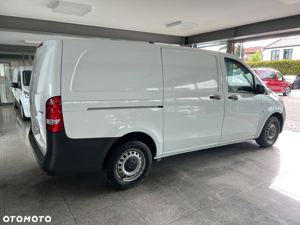 Mercedes-Benz Vito - 15