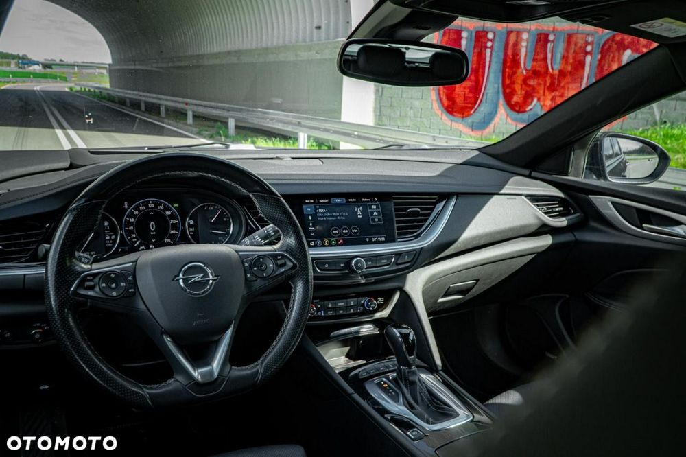 Opel Insignia 2.0 Direct InjectionTurbo GSI - 34