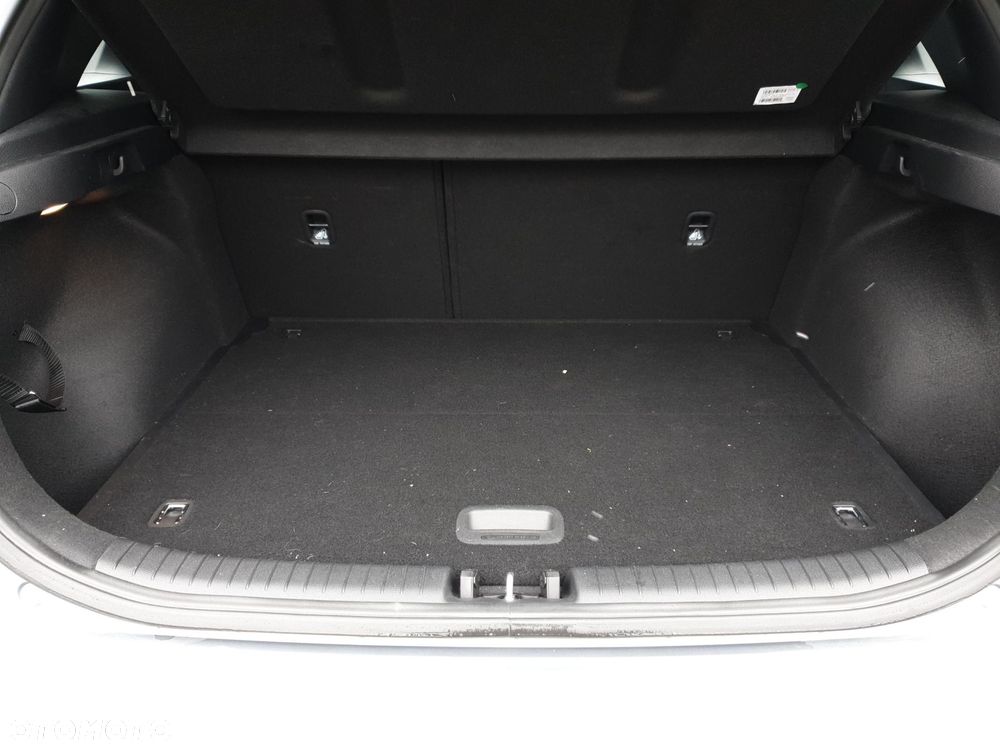 Kia Ceed 1.5 T-GDI M - 18