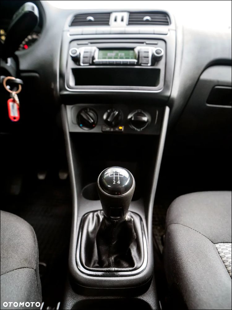 Volkswagen Polo - 25