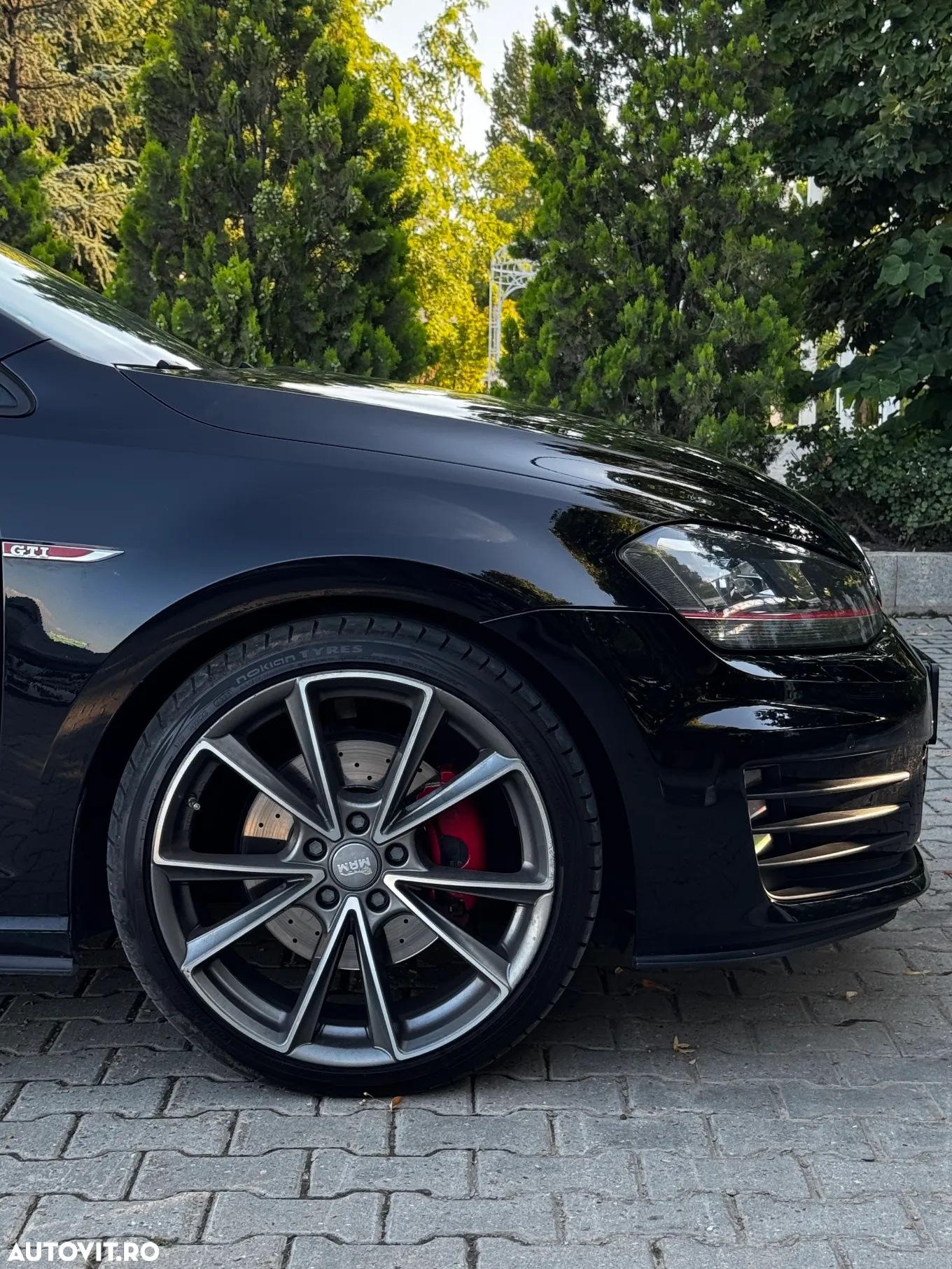 Volkswagen Golf 2.0 TSI BMT DSG GTI - 8