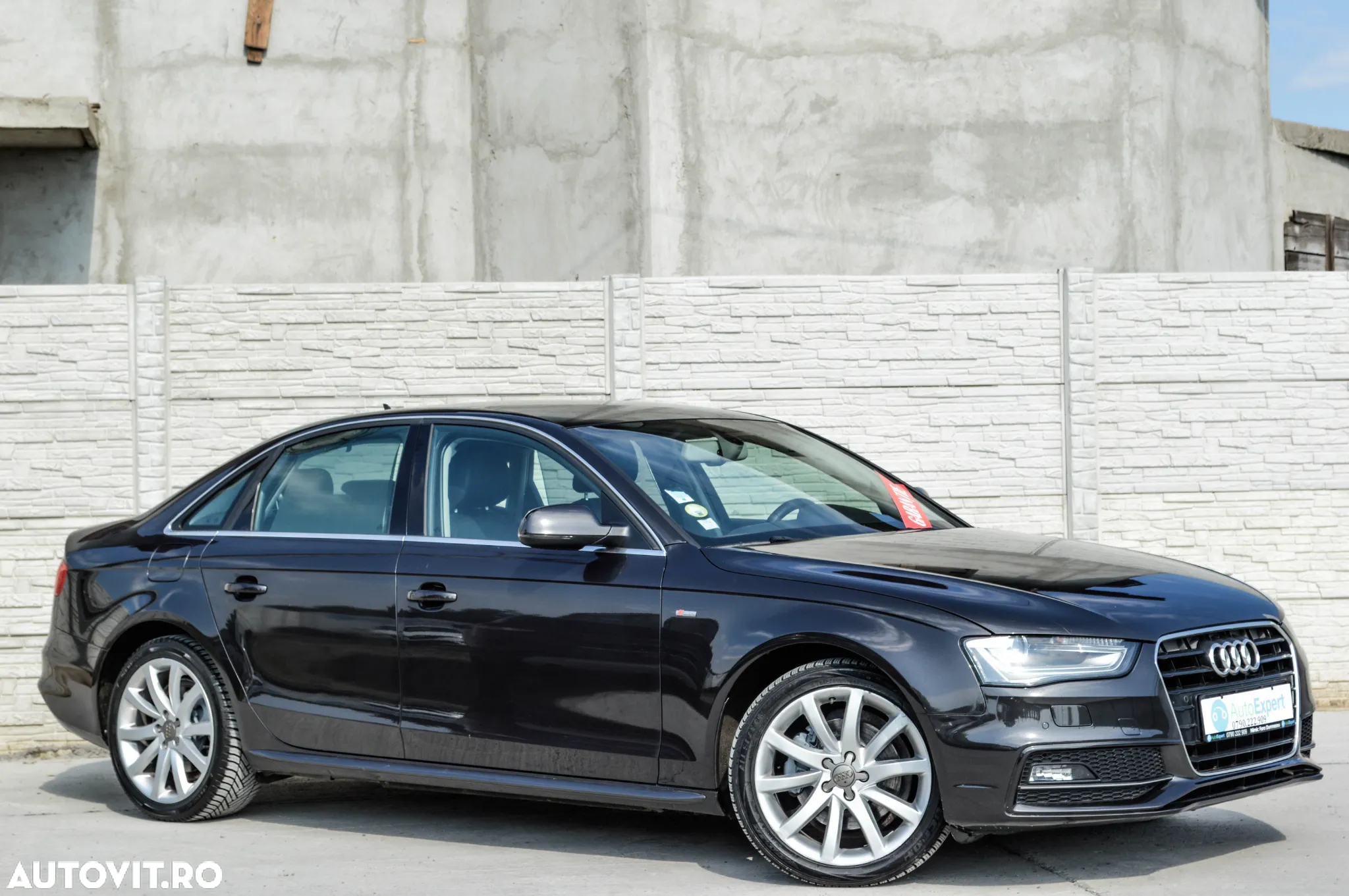 Audi A4 2.0 TDI DPF multitronic S line Sportpaket - 11