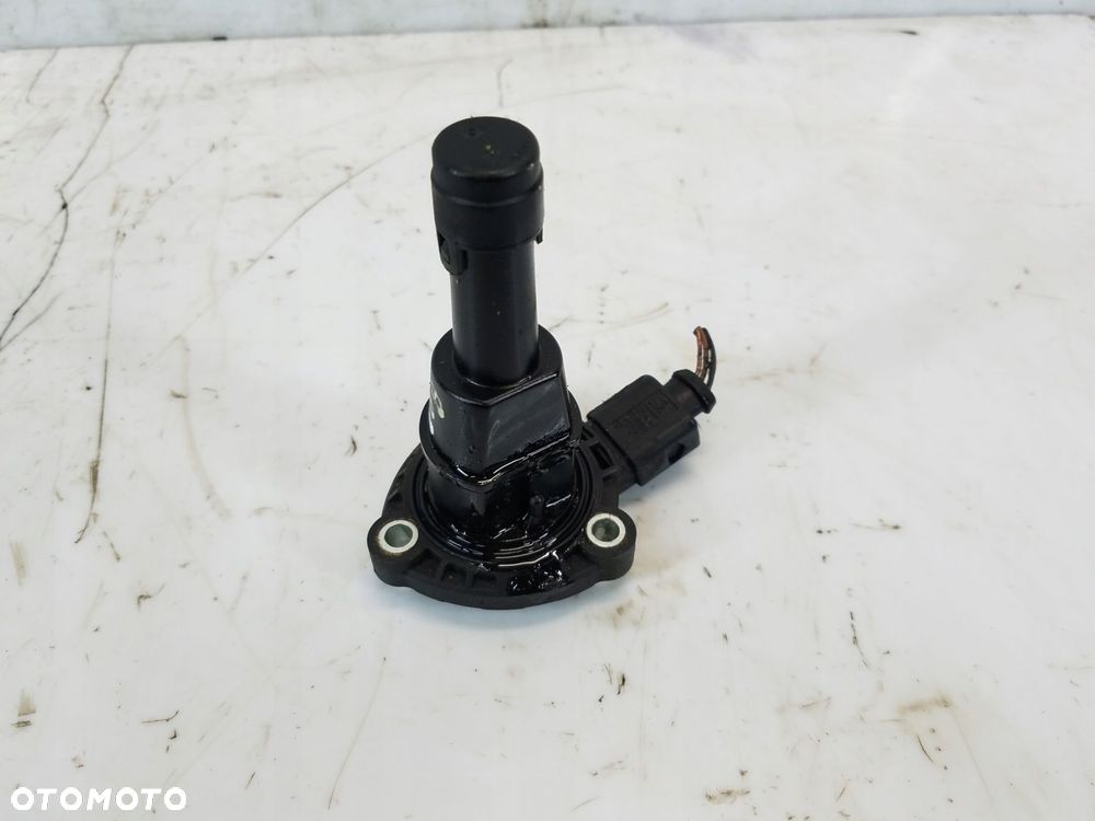 czujnik oleju audi a5 8t lift 1.8 tfsi 03f907660c - 1