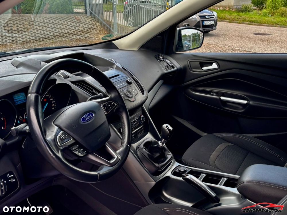 Ford Kuga - 14