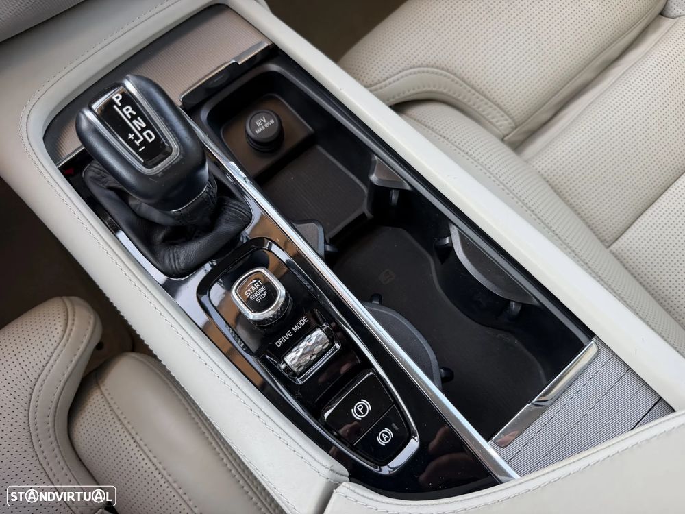 Volvo XC 90 2.0 D4 Inscription - 37