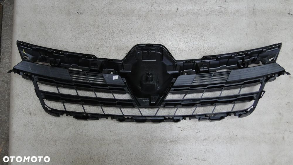 RENAULT EXPRESS ATRAPA GRILL 21-23r - 7
