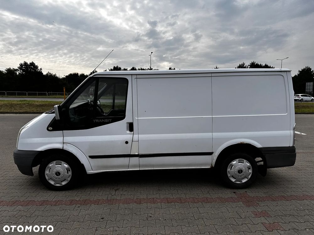 Ford Transit - 4