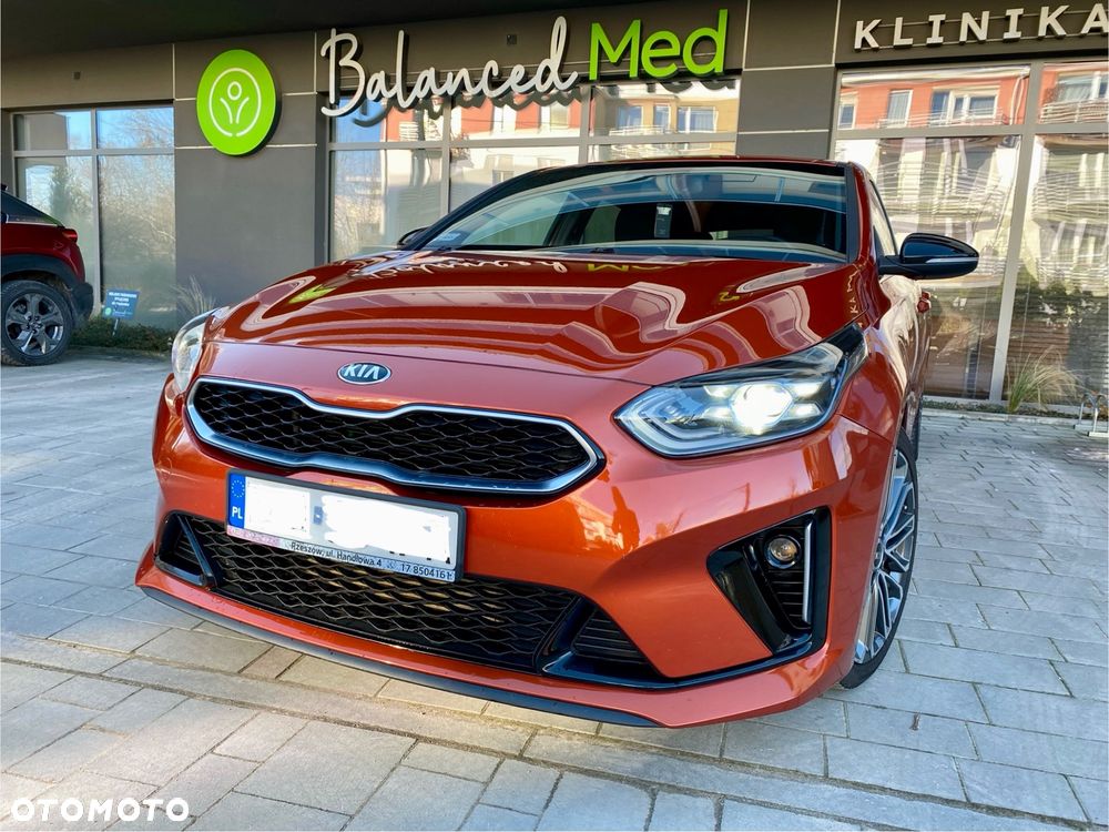 Kia ProCeed 1.4 T-GDI DCT7 OPF GT LINE - 24