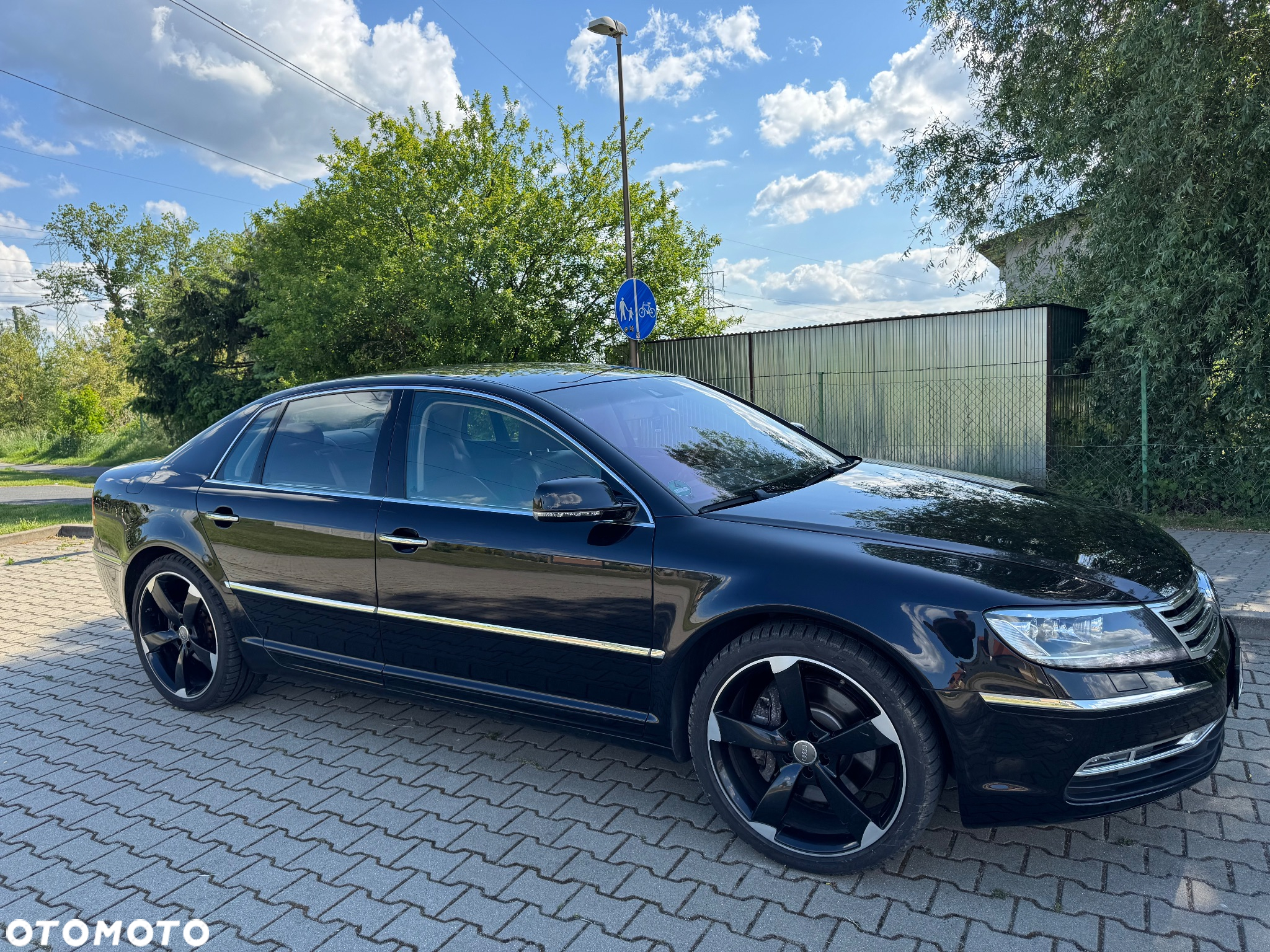 Volkswagen Phaeton 4.2 V8 4MOTION Automatik (5 Sitzer) - 4