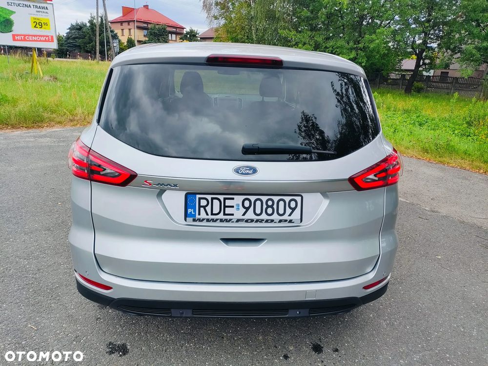Ford S-Max - 10
