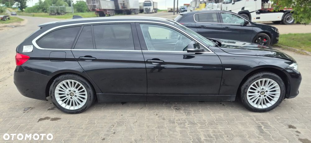BMW Seria 3 318d xDrive Luxury Line - 4