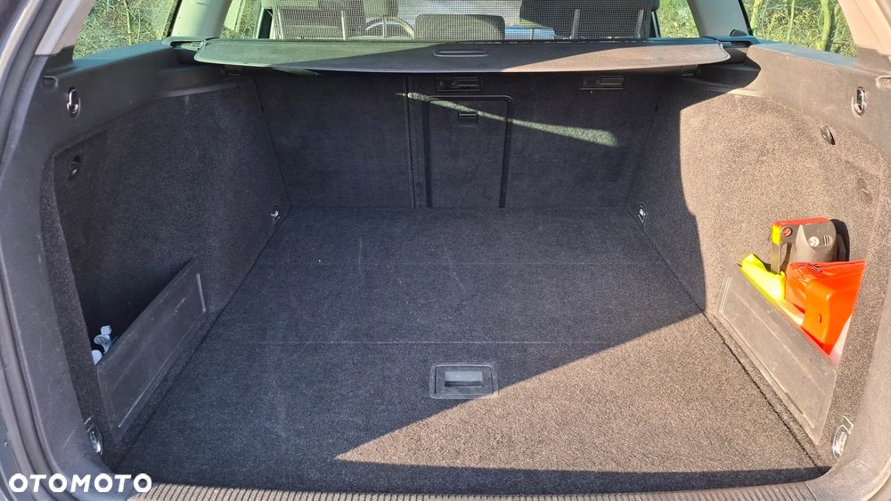 Volkswagen Passat 2.0 TDI Comfortline DSG - 22
