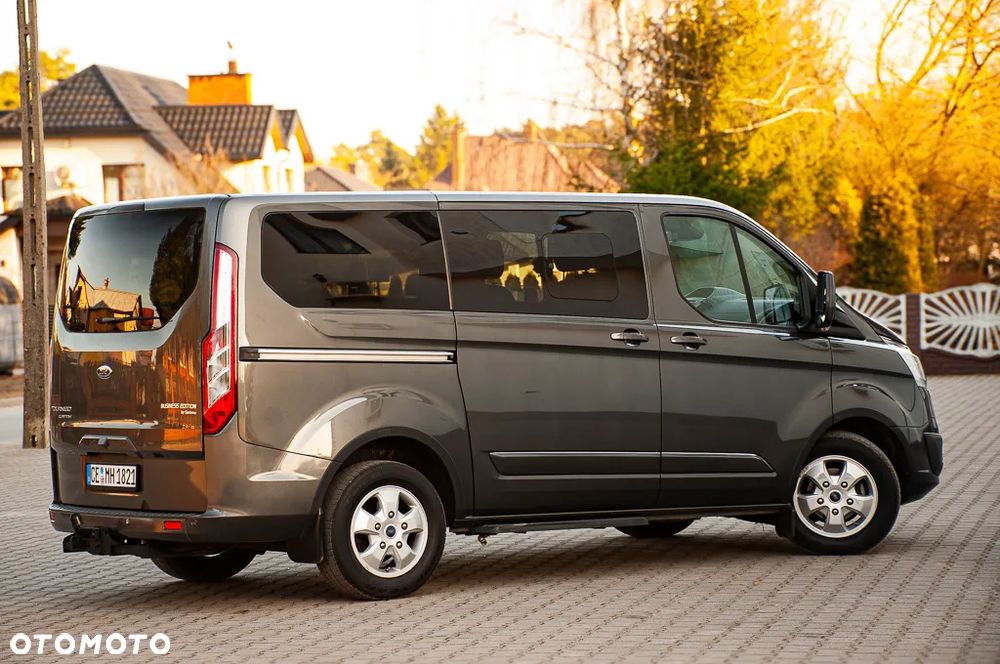 Ford Tourneo Custom 310 L1H1 VA Autm Titanium Business Edition - 40
