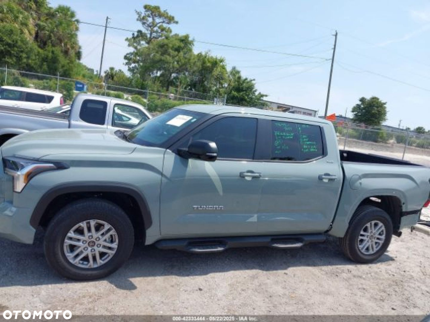 Toyota Tundra - 3