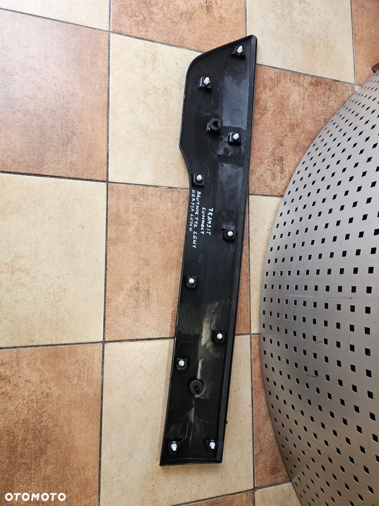 LISTWA BŁOTNIKA NA BŁOTNIK TYŁ TYLNA LEWA  FORD TRANSIT CONNECT LONG MAX 2015 ROK - 4