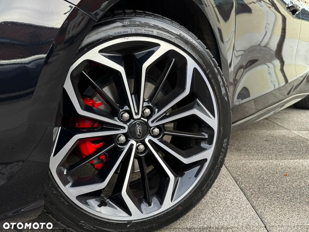 Ford Focus 1.5 EcoBlue ST-Line - 4