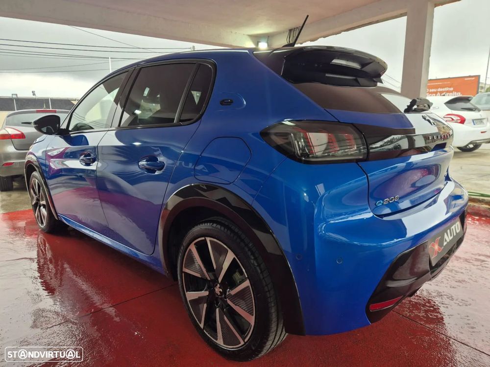 Peugeot e-208 50 kWh GT Line - 3